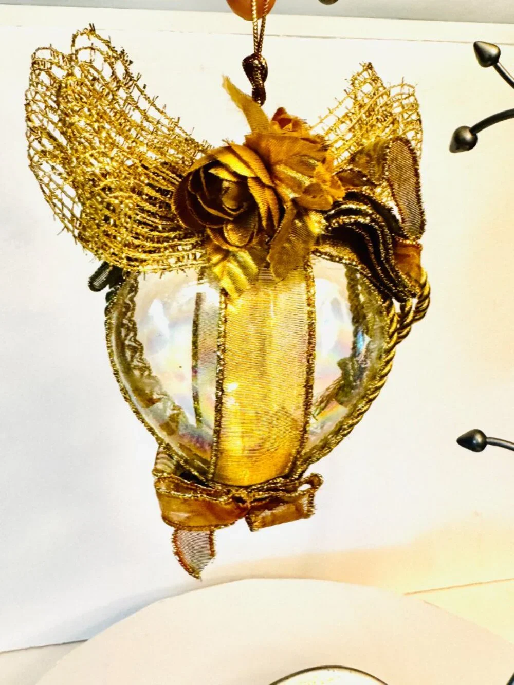 Christmas Embellished Golden Ornament Victorian Heart Shaped Floral Lace Tassel